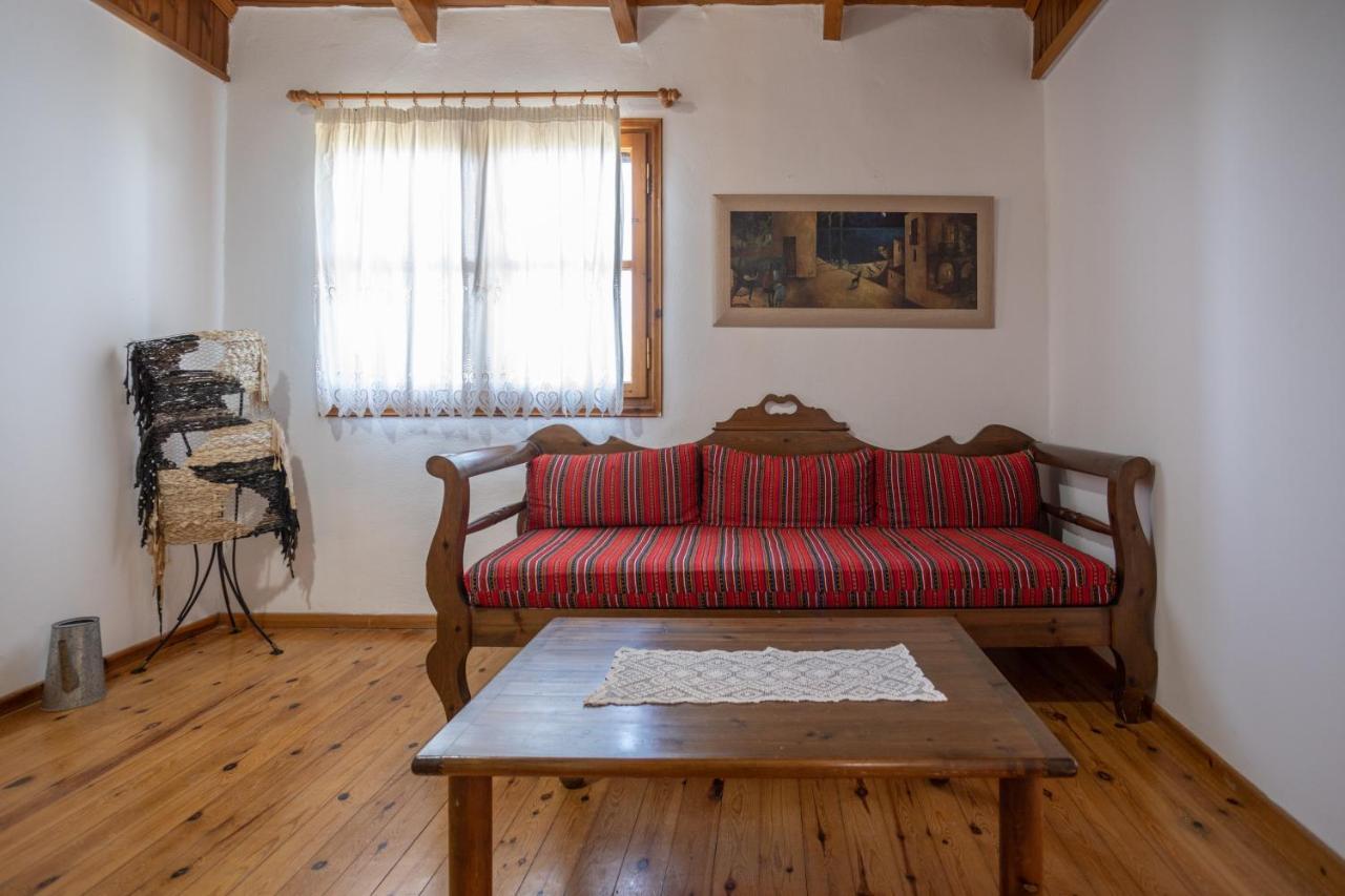 فيلا Agia Paraskevi في Manolis' House المظهر الخارجي الصورة