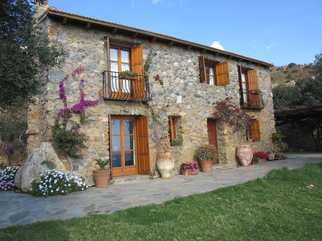 فيلا Agia Paraskevi في Manolis' House المظهر الخارجي الصورة